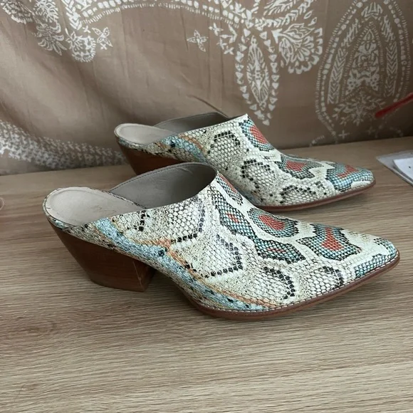 Matisse Shoes Matisse Womens Cammy Us M Multicolor Snakeskin